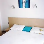 Ella Exclusive Apartman Năvodari