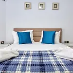 Ella Exclusive Apartman Năvodari