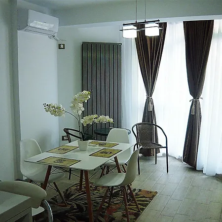 Ella Exclusive Năvodari